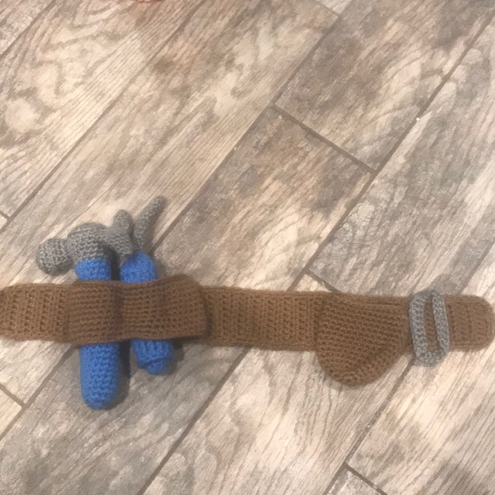 Knitted tool belt